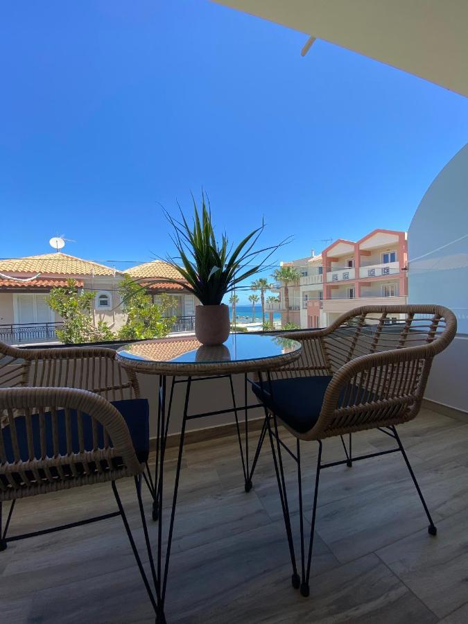 Roula Kotsonis Superior Apartment 아르가시 외부 사진