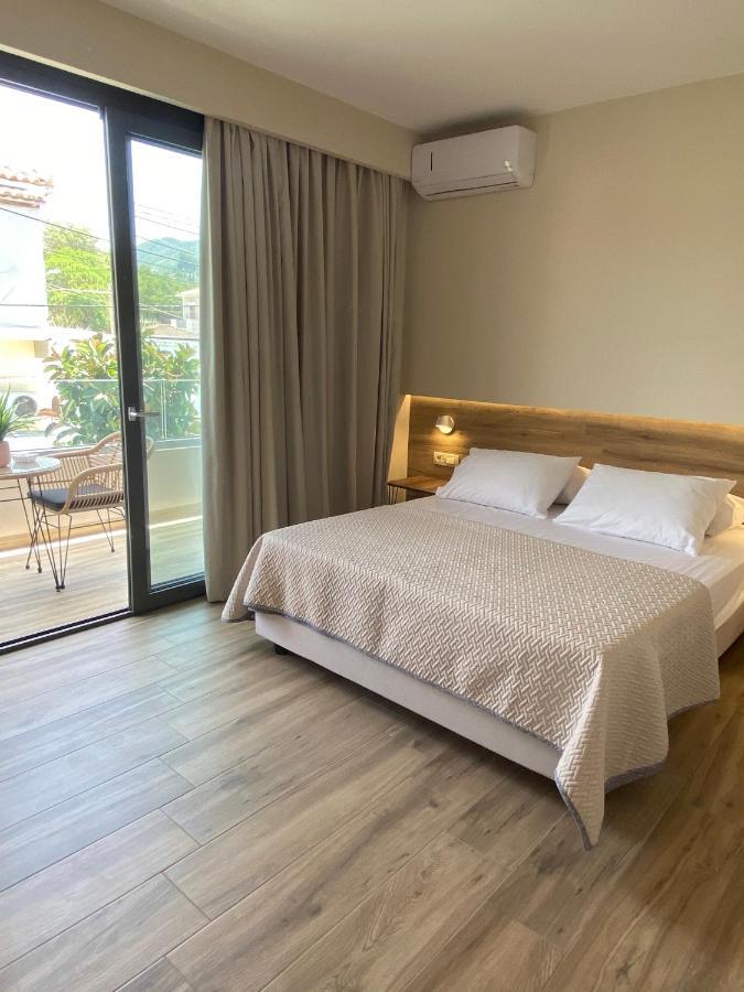 Roula Kotsonis Superior Apartment 아르가시 외부 사진