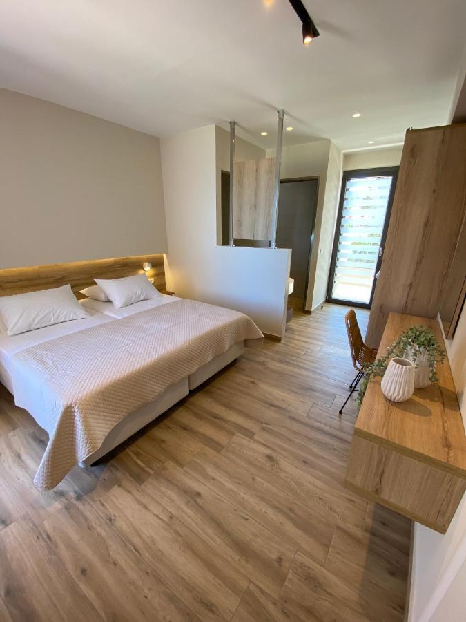 Roula Kotsonis Superior Apartment 아르가시 외부 사진