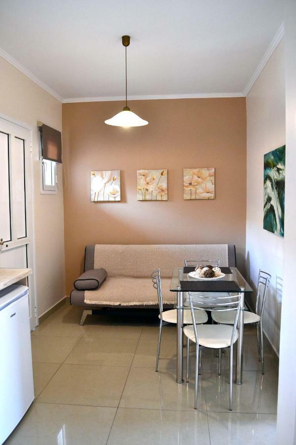 Roula Kotsonis Superior Apartment 아르가시 외부 사진